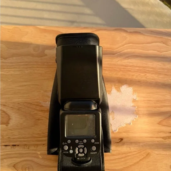 Sunpak DF4000U Black Camera Flash